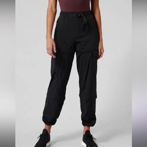 Athleta Trekkie Convertible Hike Pant - 6 tall - black